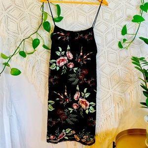Women’s floral slip dress